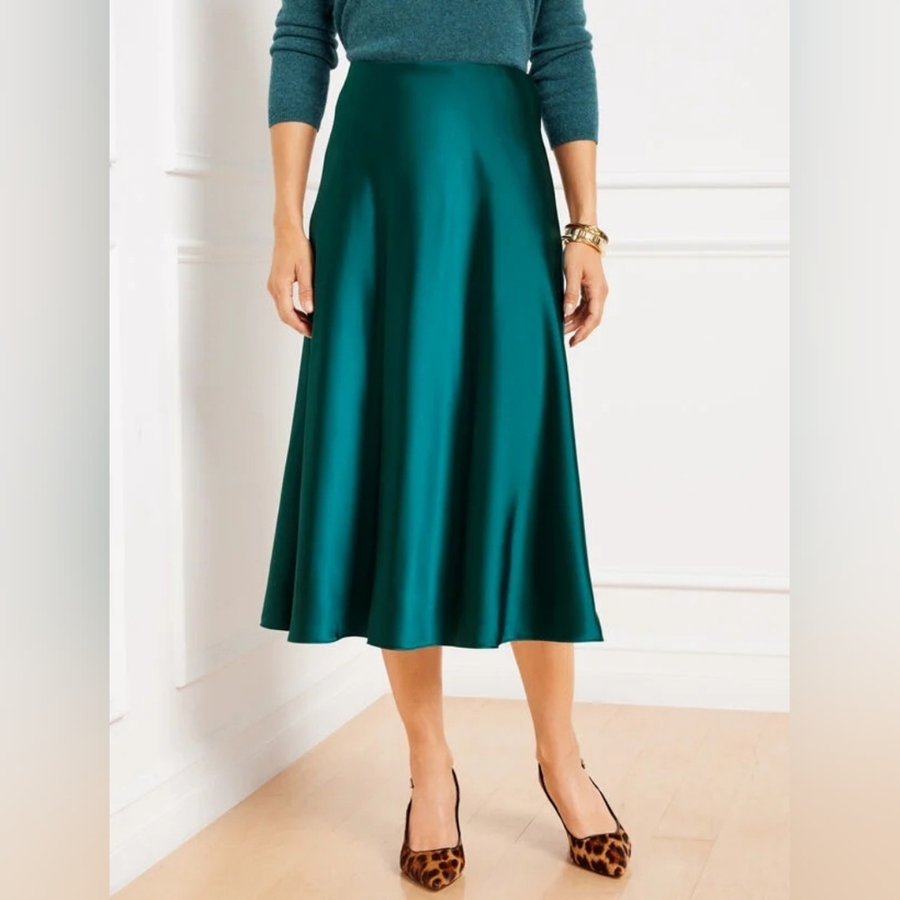 Talbots Petite Blue/Teal Satin Slip Skirt NWT Size 2P